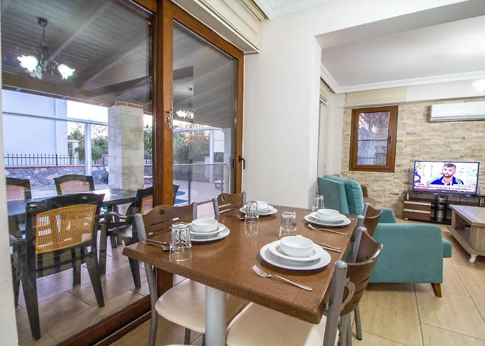 Prestij Makri 4+1 Villa, Oezel Havuzlu, Vilă Fethiye