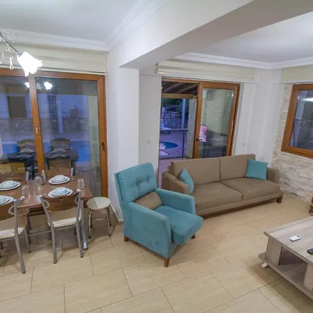 Prestij Makri 4+1 Villa, Oezel Havuzlu, * 페티예